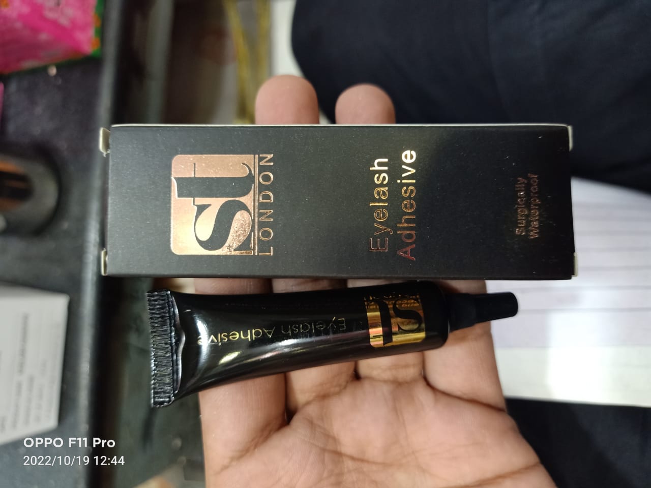 ST London Strong Hold Eyelash Adhesive